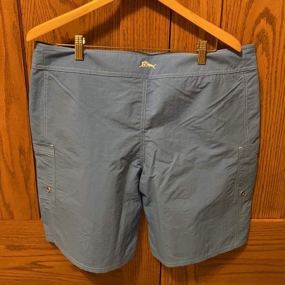 Tommy Bahama NWT blue XL board shorts - Picture 4 of 4
